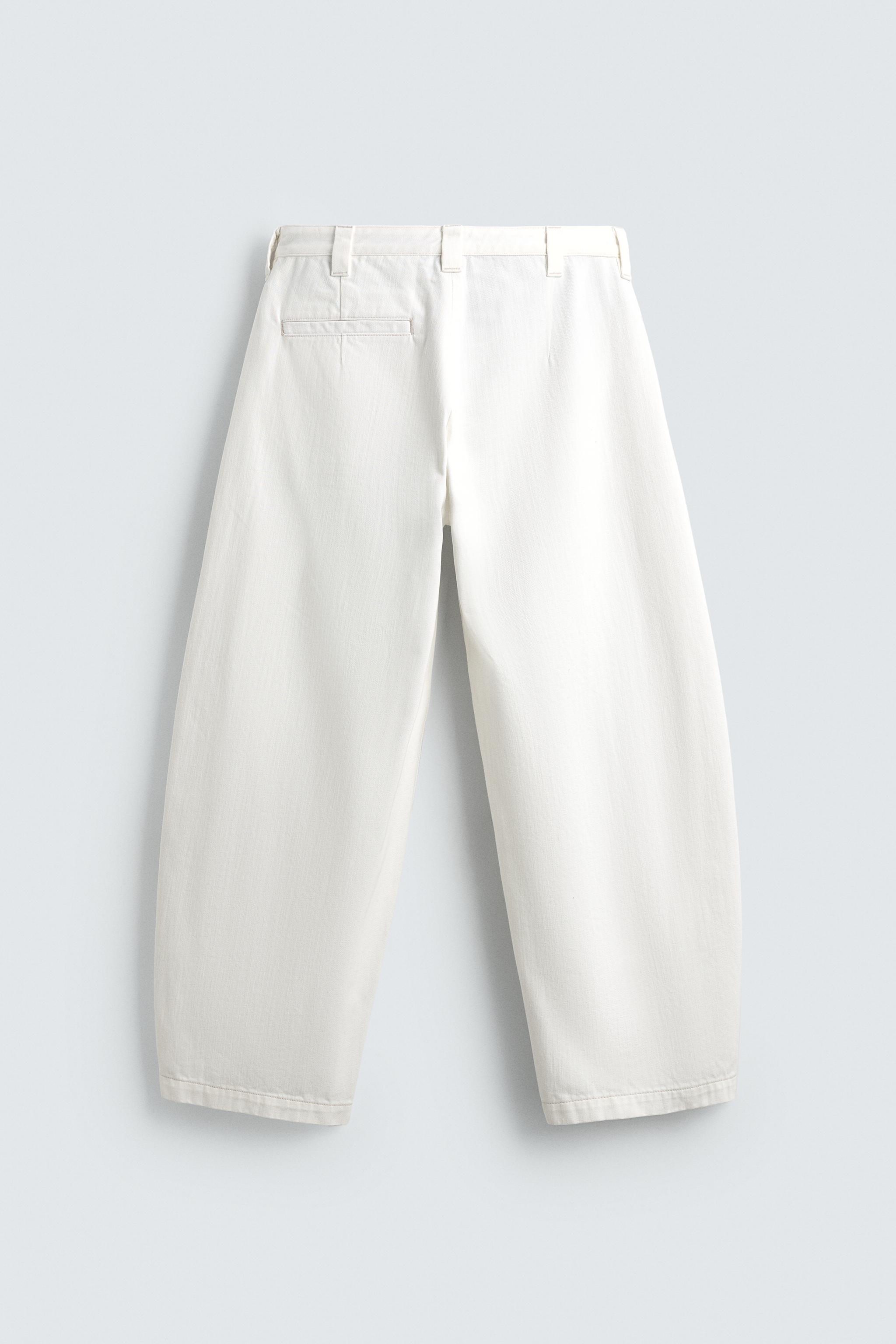 PLEATED BARREL FIT DENIM CHINO PANTS